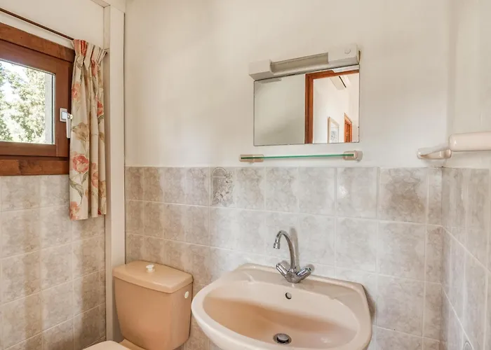 Sourire Du Soleil Montouliers